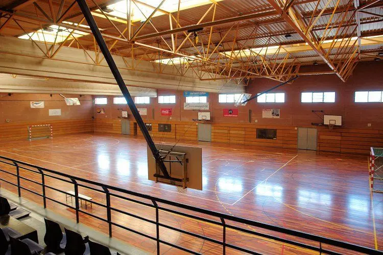 Centre Esportiu Municipal de la Verneda — instalación deportiva