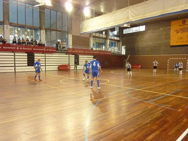 Centre Esportiu Municipal Mundet — instalación deportiva
