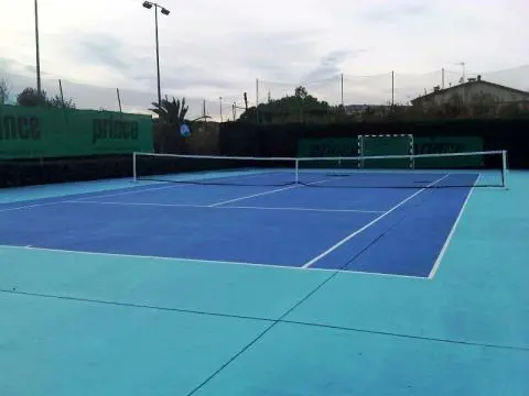 Club i Escola de Tennis Mataró — instalación deportiva