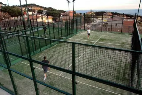 Club i Escola de Tennis Mataró — instalación deportiva