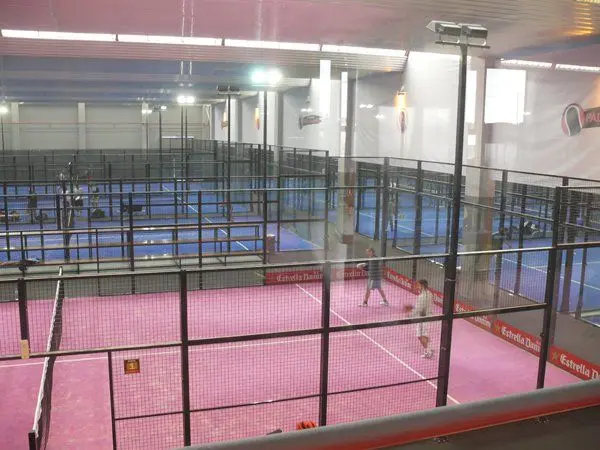 Open Club Indoor Padel Training — instalación deportiva
