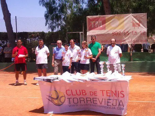 Club de Tenis Torrevieja — instalación deportiva