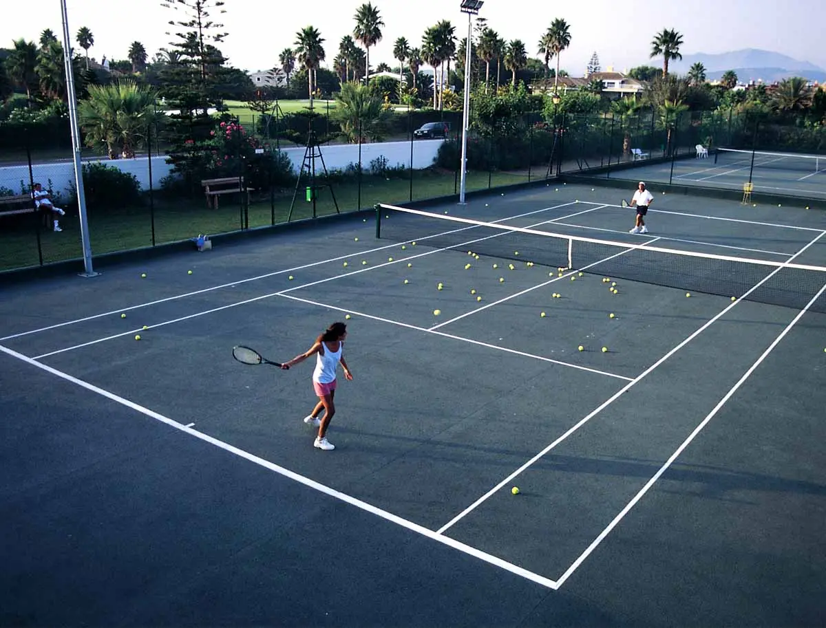 Sotogrande Racquet Centre - El Octógono — instalación deportiva