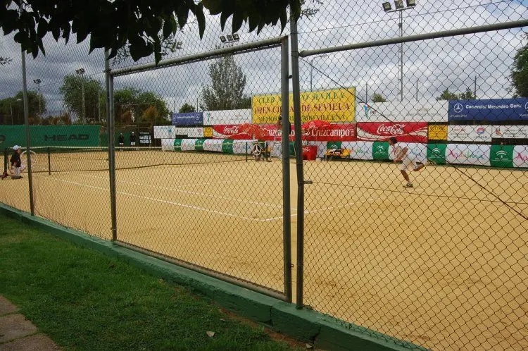 Club Náutico Sevilla — instalación deportiva