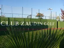 Club Zaudin Golf — instalación deportiva
