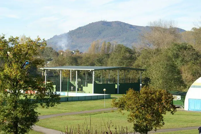 Club de Campo La Fresneda — instalación deportiva