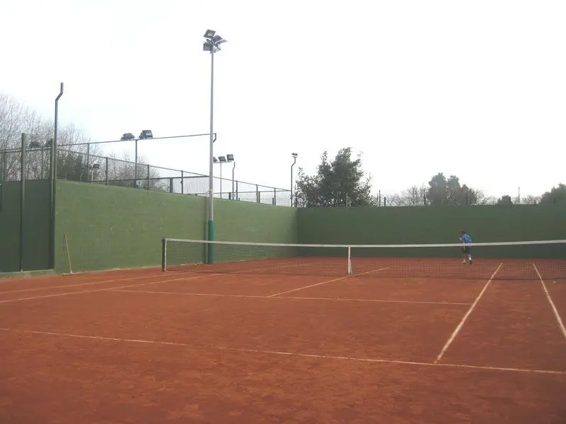 Club de Tenis Gijón — instalación deportiva