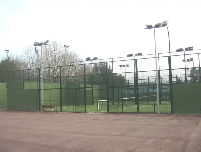Club de Tenis Gijón — instalación deportiva