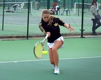Club de Tenis Coslada — instalación deportiva