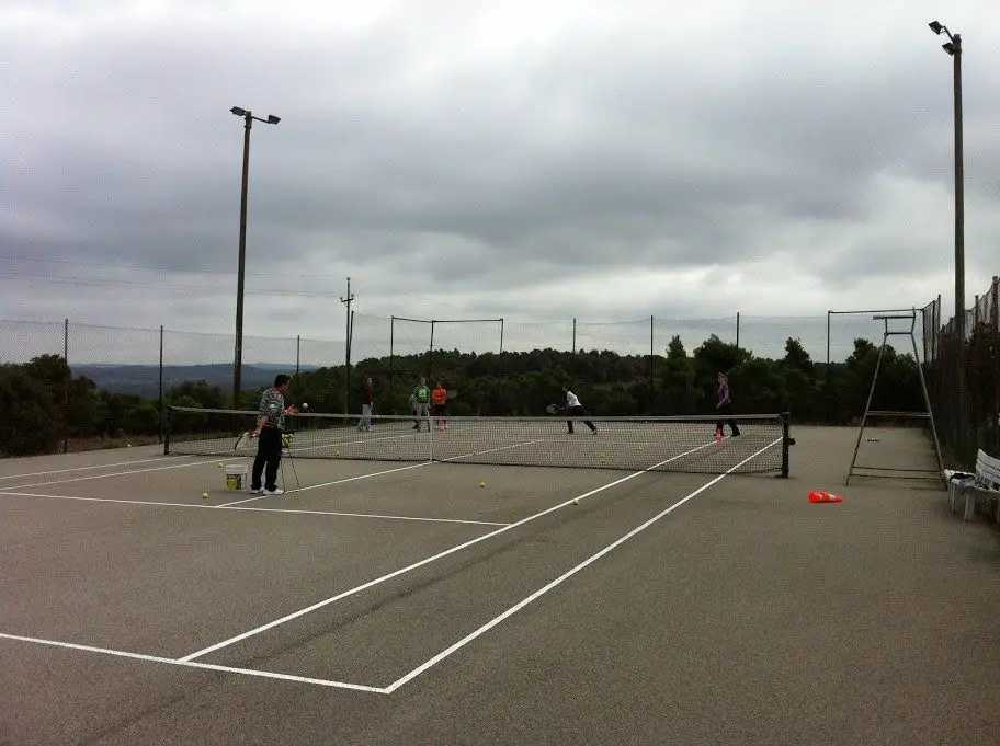 Club Tennis Casserres — instalación deportiva