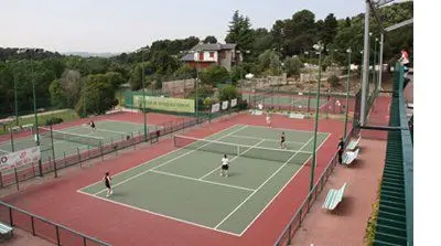 Club de Tennis Els Gorchs — instalación deportiva