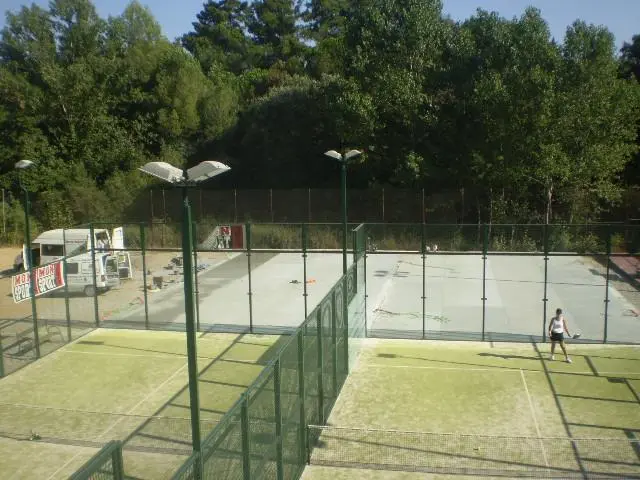 Club de Tennis Els Gorchs — instalación deportiva