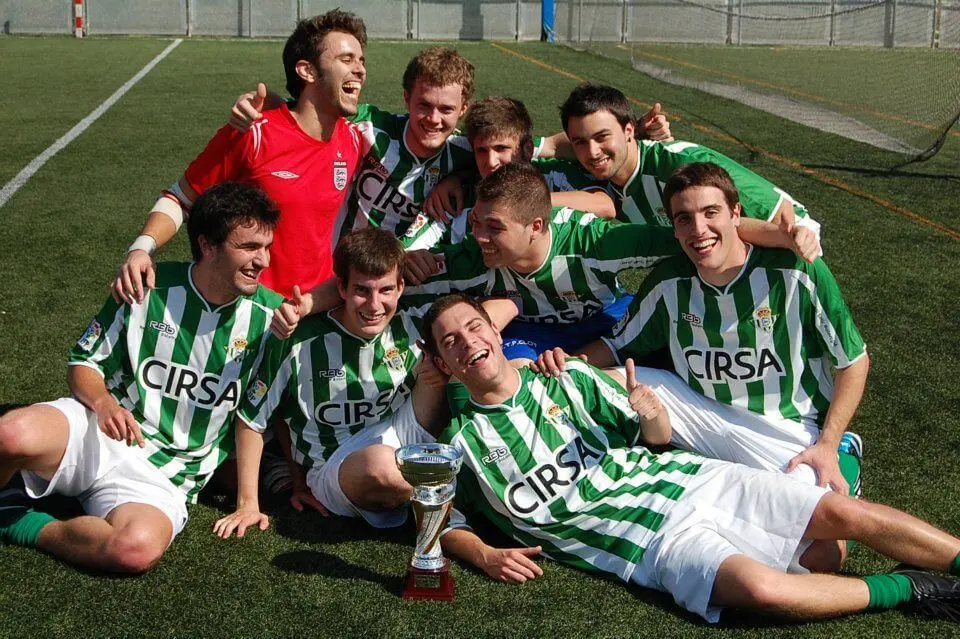 CEM Bogatell — instalación deportiva