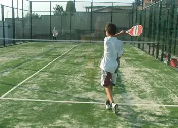 Club Tennis Manlleu — instalación deportiva