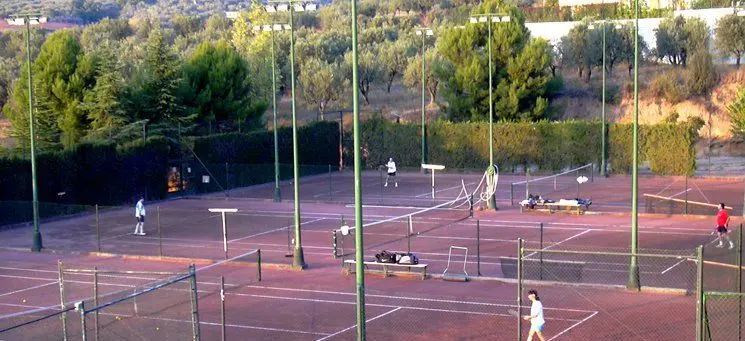 Club Tennis Olesa de Montserrat — instalación deportiva