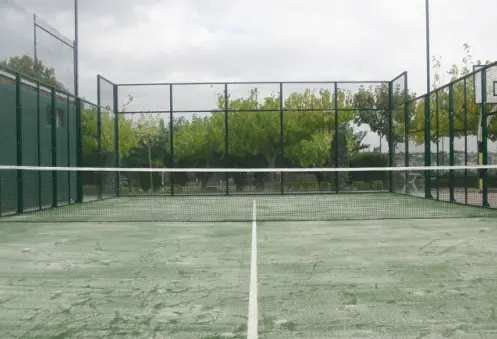 Club Tennis Palau-solità i Plegamans — instalación deportiva