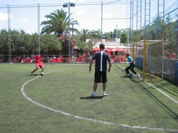Club de Tennis El Forn — instalación deportiva