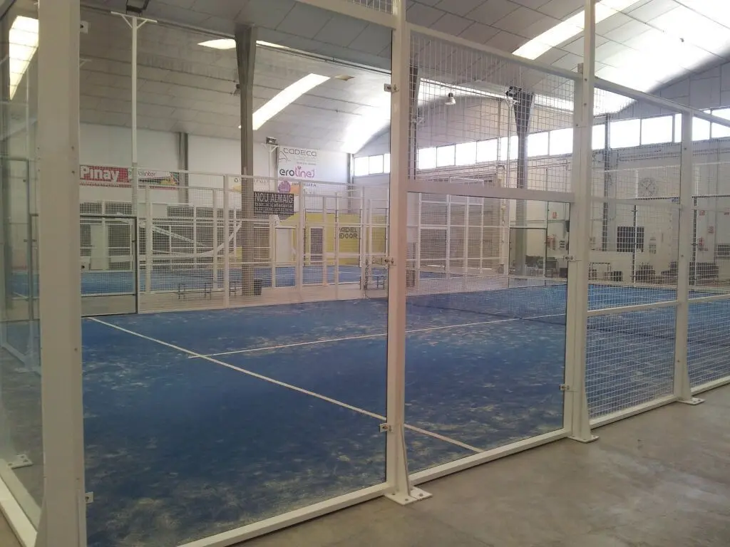 Padel Indoor Ontinyent — instalación deportiva