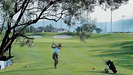 Can Cuyàs Golf — instalación deportiva