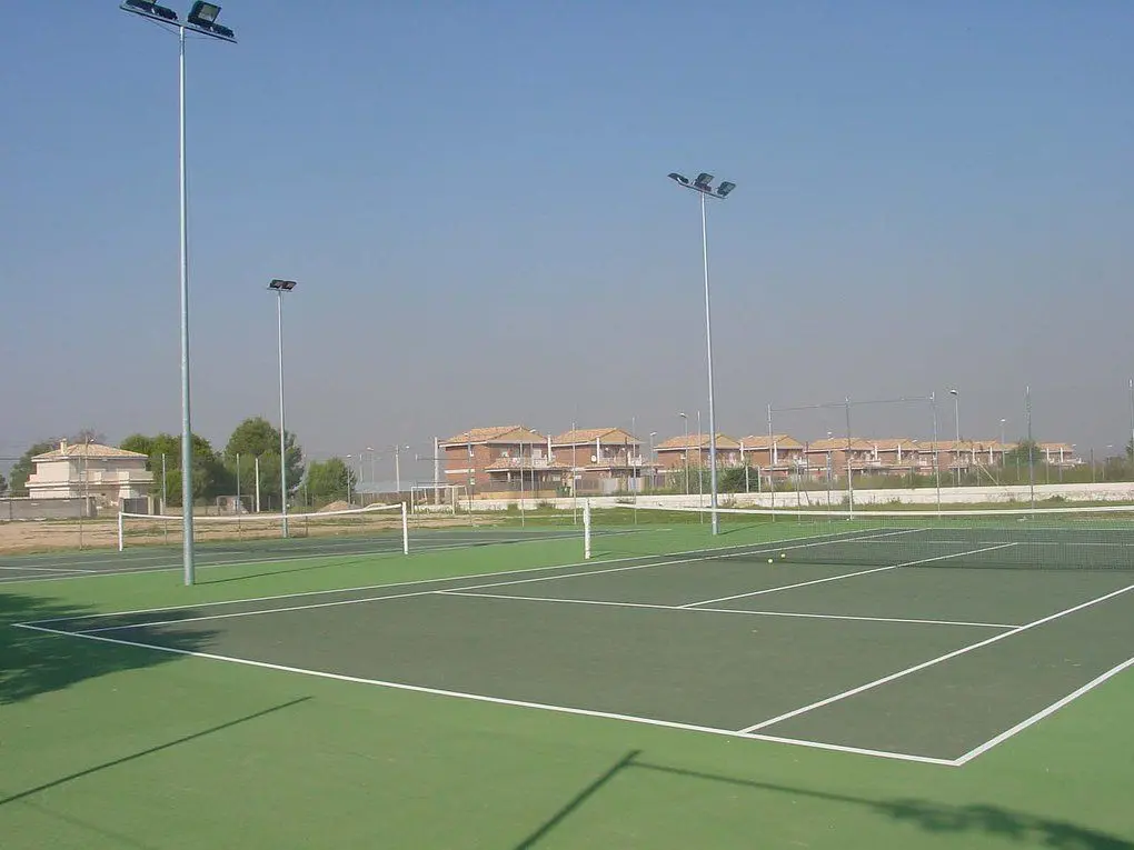 Iale Sport Centre — instalación deportiva