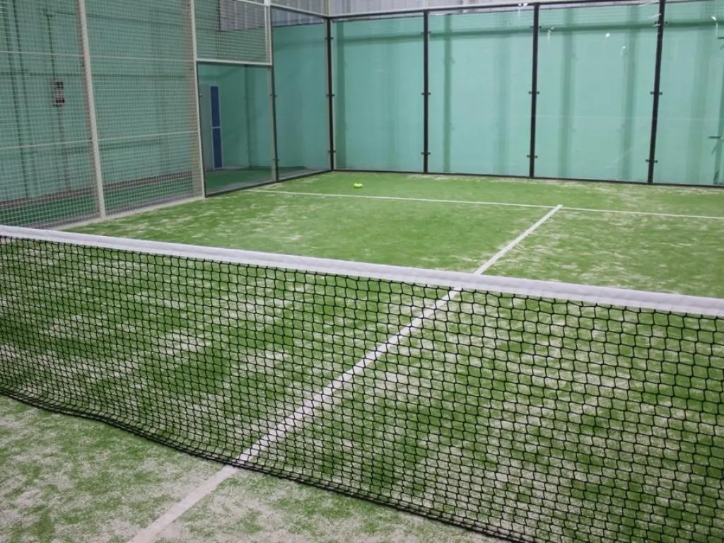 Padel Love Indoor — instalación deportiva