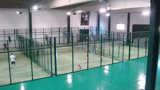 Club de Pádel Almanzor — instalación deportiva