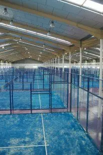 Padel Mega Indoor — instalación deportiva