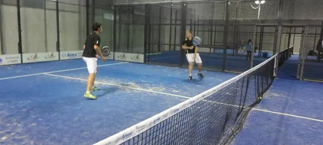 Padel Blue León — instalación deportiva