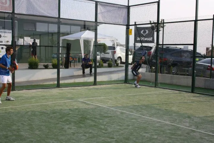 Agridulce Padel Club — instalación deportiva