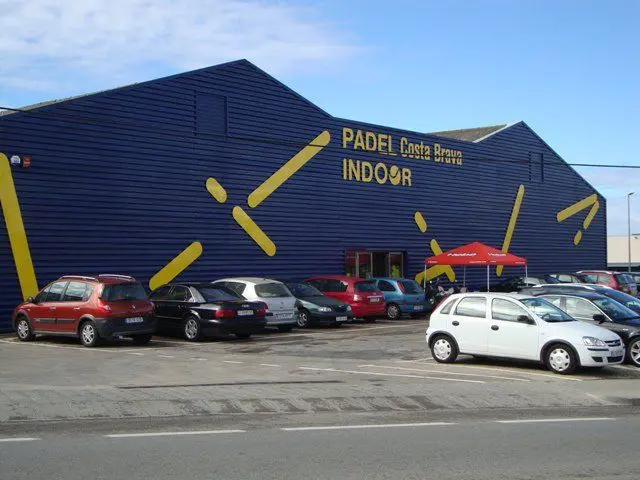 Padel Costa Brava Indoor — instalación deportiva