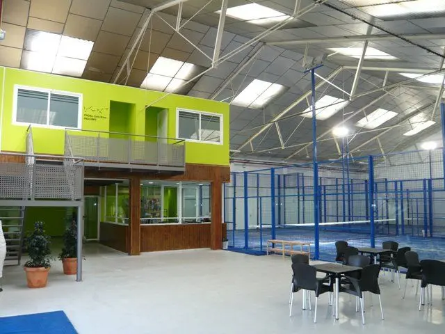 Padel Costa Brava Indoor — instalación deportiva