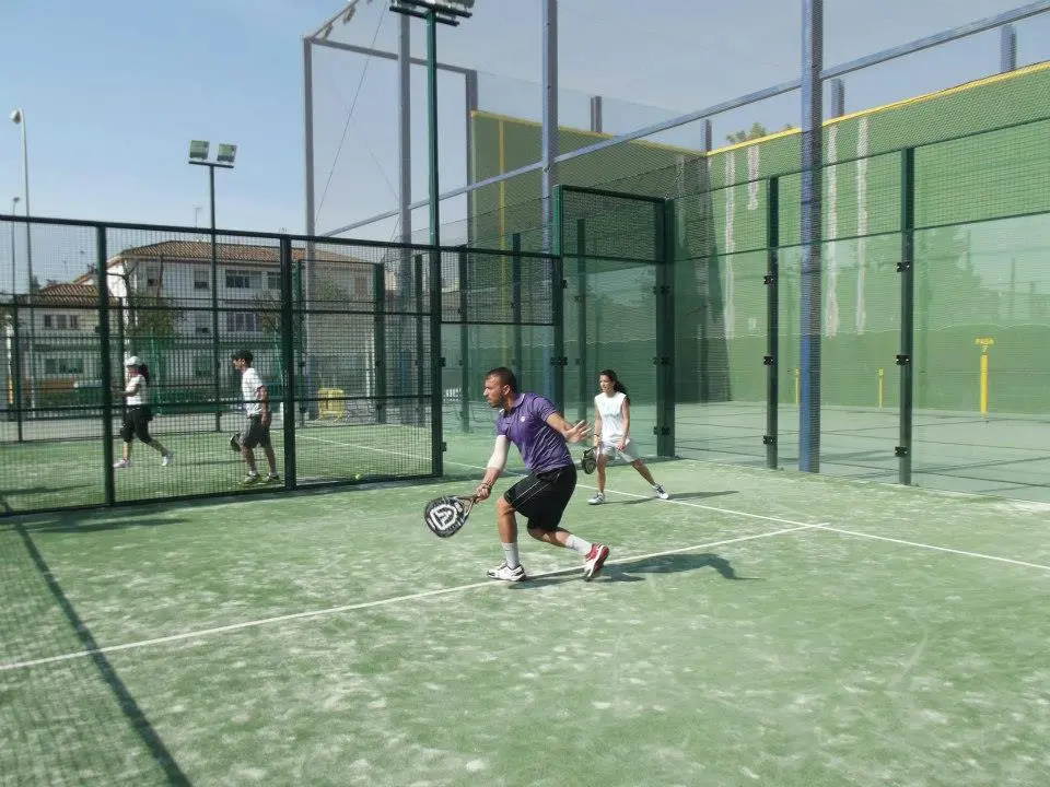 Ciudad Deportiva Carranque — instalación deportiva