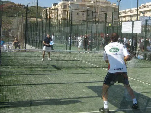 El Cónsul Centro Deportivo - Vals Cónsul Sport — instalación deportiva