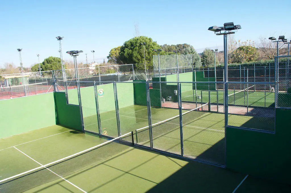 Club Corzo Badajoz — instalación deportiva