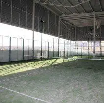 Padel Center Plus — instalación deportiva