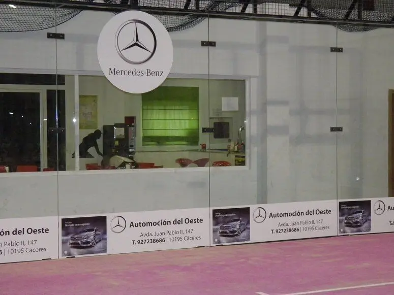Padelencubierto Cáceres — instalación deportiva