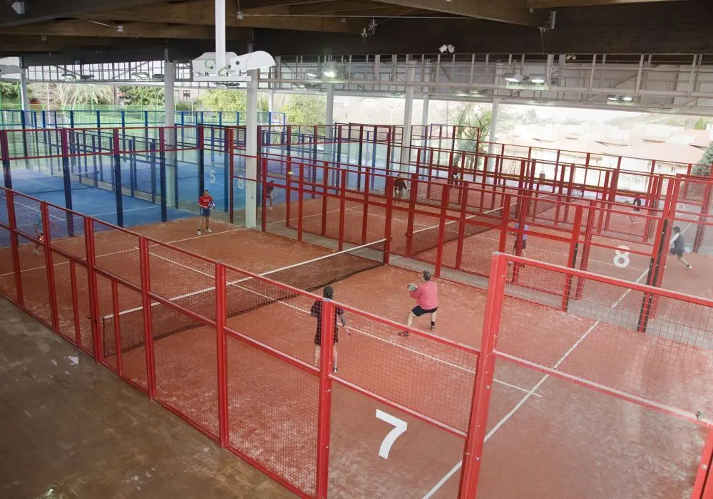 Polideportivo Municipal Etxadi — instalación deportiva
