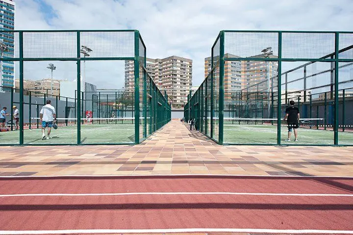 Club La Cornisa — instalación deportiva
