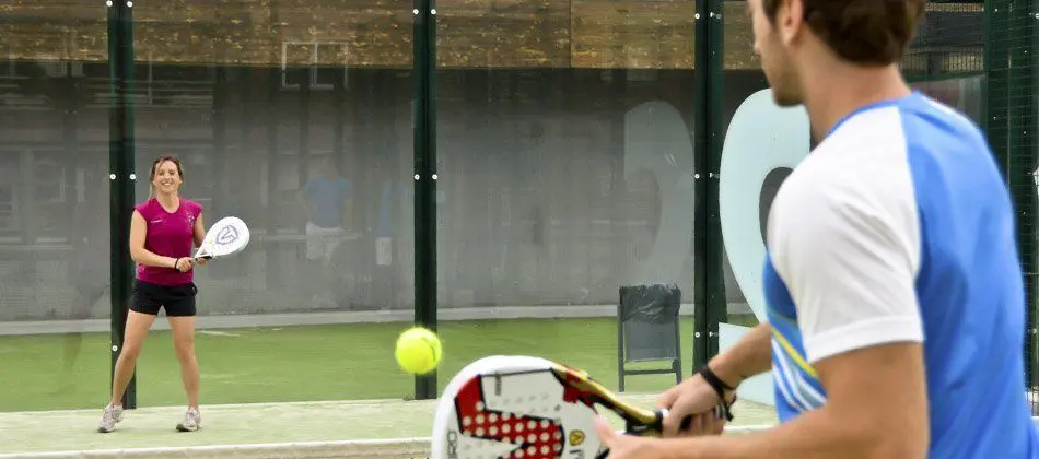 Duet Sports CEM 25 de Setembre Rubí — instalación deportiva