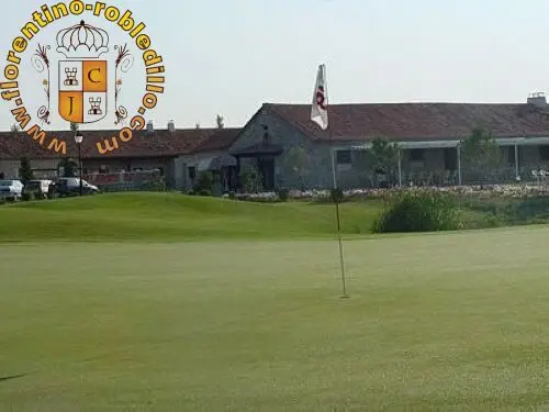 Naturavila — instalación deportiva