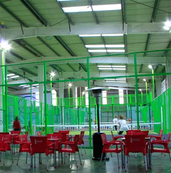 Perfil38 Padel Indoor Avila — instalación deportiva