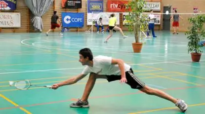 Polideportivo Fuente del Rey — instalación deportiva