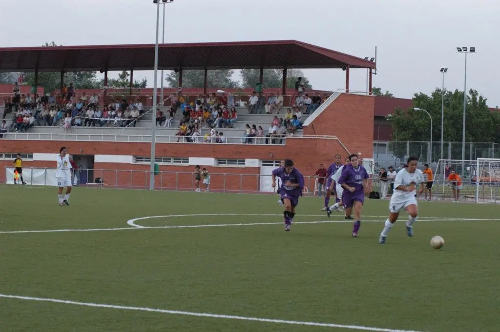 Estadio Municipal Fuente de la Niña — instalación deportiva