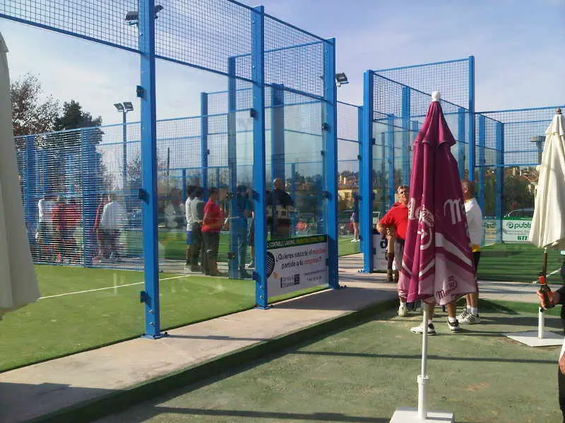 Pádel Club Los Cerros — instalación deportiva