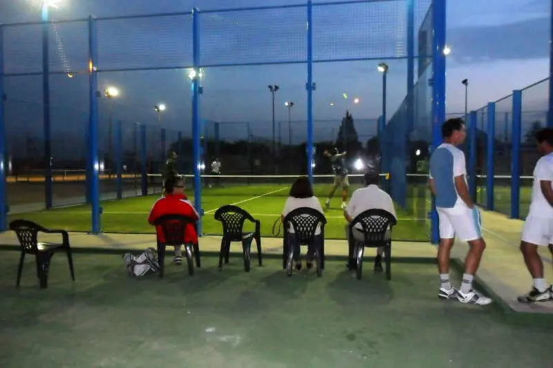 Pádel Club Los Cerros — instalación deportiva