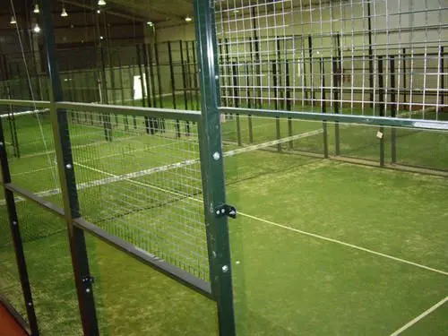Club de Padel Madoh — instalación deportiva