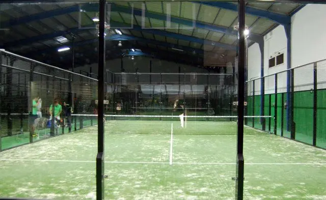 Padel 4 Cartagena — instalación deportiva