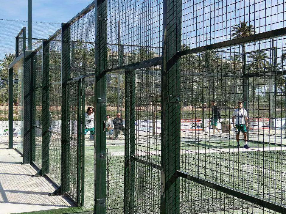 Solo Pádel Club Elche — instalación deportiva