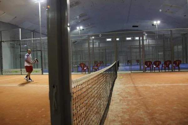 Padel Encubierto Albal — instalación deportiva