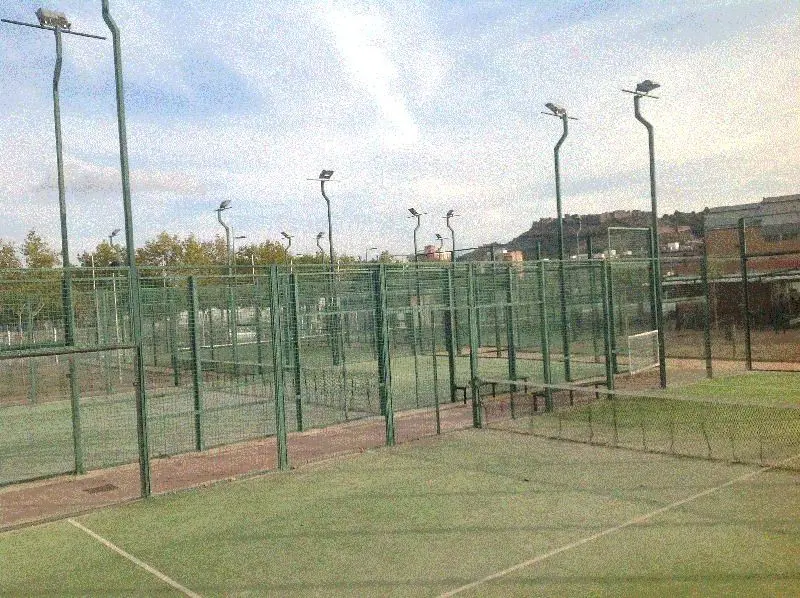 Padel Sagunto — instalación deportiva